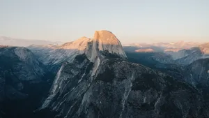 约塞米蒂国家公园风景图片_8