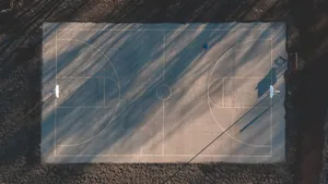 高清空旷的篮球场图片_8