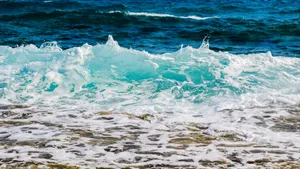 咆哮的海浪图片_9