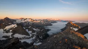 瑞士铁力士山优美雪景图片_3