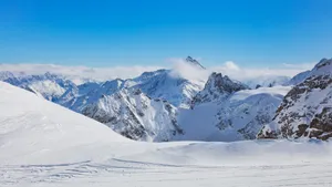 瑞士铁力士山优美雪景图片_4