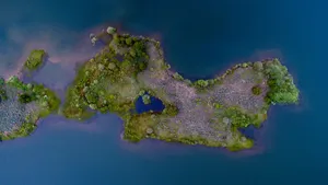 航拍岛屿风景图片_8