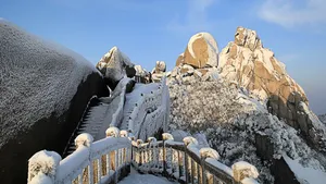 安徽天柱山雪景图片_5