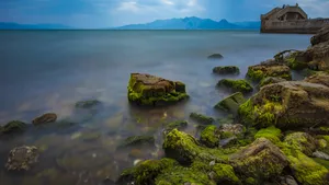 云南玉溪抚仙湖风景壁纸_7