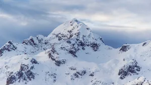 唯美雪山图片_10