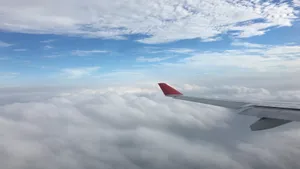 飞机上拍摄高空云层图片_4
