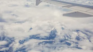 飞机上拍摄高空云层图片_6