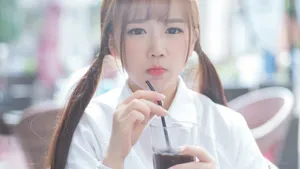 00后美女图片_2