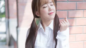 00后美女图片_4