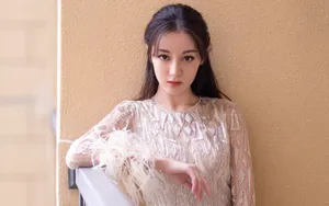 迪丽热巴气质写真壁纸