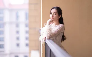 迪丽热巴气质写真壁纸_4