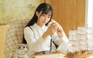 甜美校园文艺美女图片_2