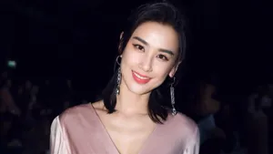 黄圣依桌面壁纸_6