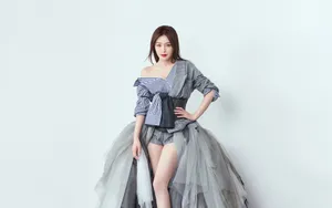 秦岚美艳性感壁纸图片