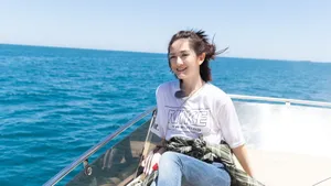 谢娜海边度假图片_3