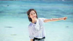 谢娜海边度假图片_6