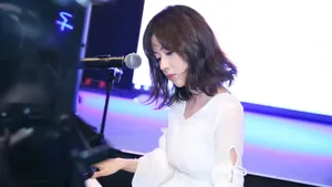 郑合惠子桌面壁纸_5