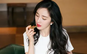女明星杨幂精致壁纸_2