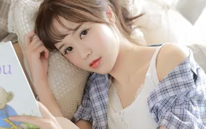 高颜值水嫩美女图片壁纸_7