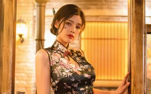 性感妩媚的旗袍美女图片壁纸_2