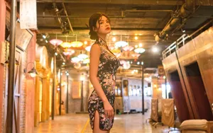 性感妩媚的旗袍美女图片壁纸_3