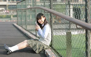 校园未成年少女图片_6