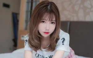 甜美短裙美女图片壁纸_7