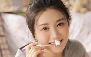 妩媚美女图片壁纸_7