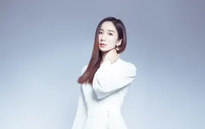 娄艺潇清新桌面壁纸