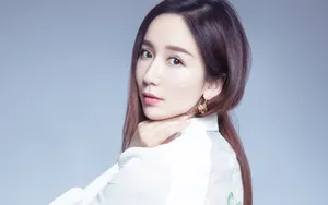 娄艺潇清新桌面壁纸_5