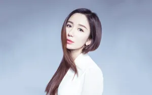 娄艺潇清新桌面壁纸_7