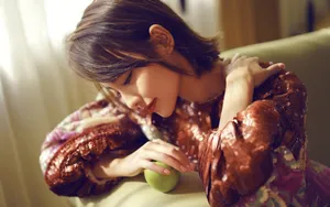 张嘉倪沙发写真图片_5