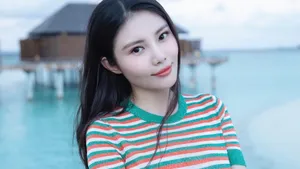 美女徐冬冬火辣身材图片_9