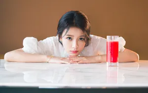 孙怡桌面壁纸_5