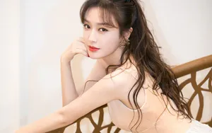 秦岚甜美写真壁纸_2