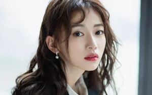 女明星吴谨言图片_3