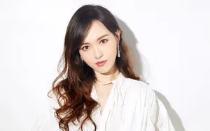唐嫣白裙迷人写真图片_2