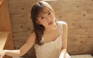 养眼水嫩美女写真图片_6
