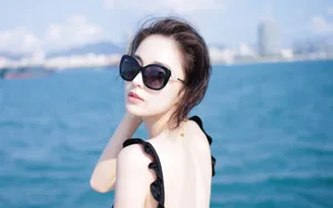古力娜扎性感泳装图片_6