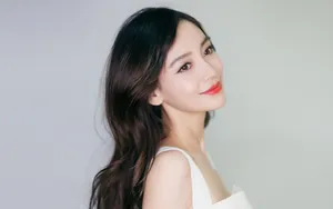 angelababy性感白色连衣裙图片_5