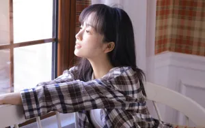清爽少女图片壁纸_2
