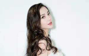 angelababy性感吊带白裙_8