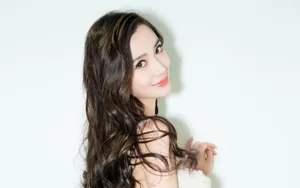 angelababy性感吊带白裙_9