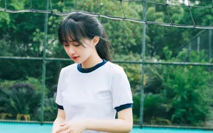 校园美女图片壁纸_2