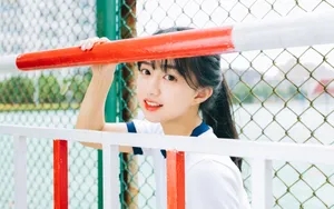 校园美女图片壁纸_4