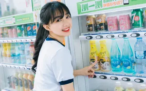 校园美女图片壁纸_8