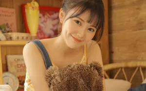 清凉性感背带裤美女图片_2