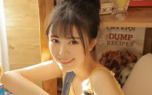 清凉性感背带裤美女图片_4