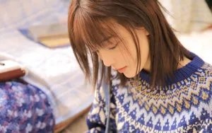 毛衣美女头像图片壁纸_2
