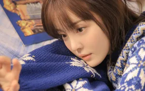 毛衣美女头像图片壁纸_6